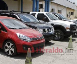 La noche del lunes fueron recuperados en la Nueva Esperanza dos carros que recién habían sido robados en Loma Linda, en la capital.