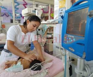 La pequeña nació en Danlí, El Paraíso, pero por su condición fue trasladada al Hospital Escuela. Foto: EL HERALDO