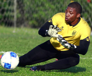 Buba no hizo pretemporada con Real España, incluso, se fue a entrenar con el Lone FC de la Liga de Ascenso mientras esperaba una respuesta positiva a su mejora salarial.