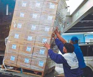 Ayer inició la distribución de medicinas en la red sanitaria.