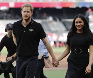 Los duques de Sussex Meghan Markle y el príncipe Harry viajaran en otoño próximo a varios países de África. Foto: Agencia AFP.