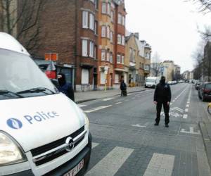 En los operativos de búsqueda un hombre, conocido Mohamed Belkaid, abatido el martes por la policía en Bruselas, sería 'más que probablemente' el hombre que prestó apoyo logístico.