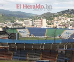 El Estadio Nacional quizás ha mejorado su sistema de drenaje, sin embargo ante la lluvia constante y las malas condiciones de la cancha podría estar en mal estado de llevarse a cabo el encuentro.