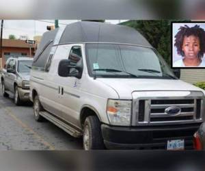 El cadáver de Magda Meléndez Chávez salió en una carroza fúnebre y en este momento va en camino a la frontera entre México y Guatemala, foto: El Mañana de Nuevo Laredo.