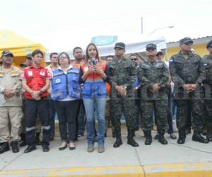 La subcomisionada de Copeco Nelly Jerez al momento de dar instrucciones sobre las acciones de Conaprem para estas vacaciones de verano en todo el país. Foto: Johny Magallanes / El Heraldo.