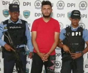 Jaron David Castellanos Mejía, de 34 años de edad, es el supuesto integrante activo de la MS-13 acusado del delito de posesión para el tráfico ilícito de droga. (Foto: Cortesía Policía Nacional)