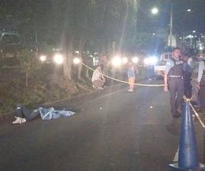 El incidente tuvo lugar a pocos metros de la entrada de la colonia Prados Universitarios, cerca del Coliseo Nacional de Ingenieros en Tegucigalpa, Honduras.