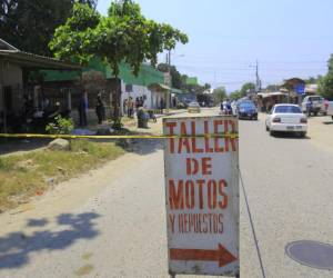 El joven estaba en un taller de motos cuando fue atacado por los sicarios.