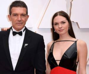 Antonio Banderas junto a su hija Stella. Foto: AFP