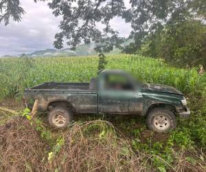 El cuerpo de la víctima quedó al interior del vehículo en el que viajaba junto a su chófer.