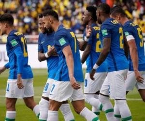 Aunque ha comandado con tranquilidad la eliminatoria, pese a un fútbol que muchos critican, Brasil parece haber desacelerado en las últimas jornadas. Foto: AFP