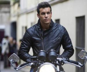 Siete años después del lanzamiento de 'Tres metros sobre el cielo', Mario Casas luce diferente con su nueva figura pues ha ganado algunos kilos. Foto Pinterest.