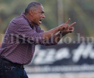 Reynaldo Clavasquín, entrenador de Platense, logró un buen torneo el año pasado al llevar a su equipo a disputar la final ante Motagua. Perdió, pero superó las expectativas (Foto: EL HERALDO).