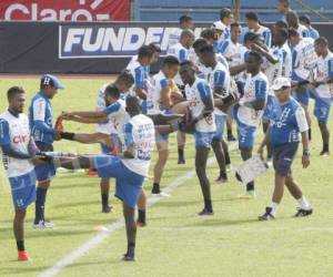 Los seleccionados trabajan fuerte para enfrentar y vencer a la selección de Trinidad y Tobago (Foto: Neptalí Romero)