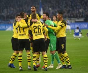 El conjunto dirigido por el suizo Lucien Favre cosechó su quinta victoria consecutiva en Alemania. FOTO AFP