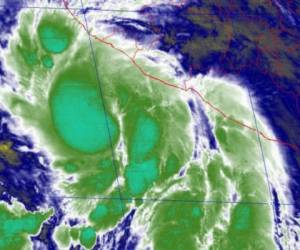 El ojo de Enrique estaba a unos 265 kilómetros (165 millas) al sur-suroeste del puerto de Manzanillo el sábado en la mañana. Foto: NHC Eastern Pacific