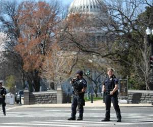 Los accesos a la Casa Blanca y el Capitolio están cerrados aún en la capital.