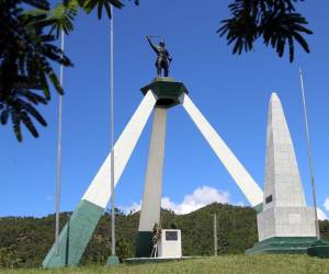 En La Trinidad hay un monumento conmemorativo. Al llegar, el general Morazán está de espaldas, señalando hacia el frente, o sea, hacia el lugar donde fue el enfrentamiento con el ejército federal, y que ahora es un campo de fútbol.