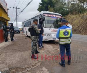 El cuerpo de la víctima quedó dentro de la unidad.