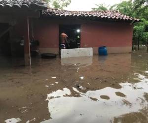 Las lluvias han causado estragos en la zona sur del país y ahora generan alerta en oriente.