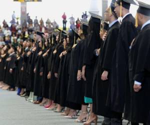 Los universitarios se graduaron en el Palacio Universitario de los Deportes.