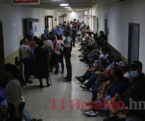 Por las protestas de colectivos se han paralizado procesos vitales que atentan contra la atención de los pacientes de los hospitales.