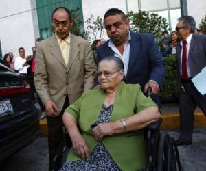 Consuelo Loera, madre del narcotraficante mexicano, recibió una visa para poder visitar a su hijo en la cárcel. Foto: AP.