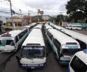 Transportistas aseguran que el paro de labores para este jueves continúa en pie.