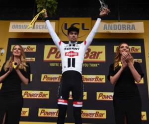 Dumoulin, campeón holandés de contrarreloj, ha vestido este año la maglia rosa del Giro de Italia durante seis días. Foto: AFP