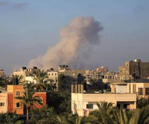 Bombardeo israelí en Al Zawaida, en la Franja de Gaza, el 11 de junio de 2024.