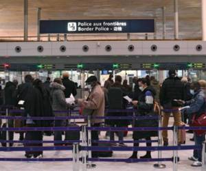 Los ciudadanos residentes en Francia y sus familias podrán también regresar del Reino Unido y viceversa. Foto: AFP