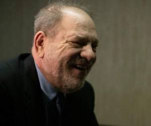 Harvey Weinstein llega para su juicio por violación el 11 de febrero de 2020 en Nueva York.