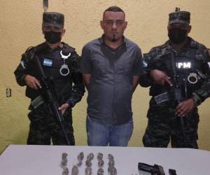 El sospechoso fue detenido a través de un operativo realizado por agentes de la Policía Militar.