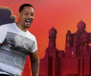 El actor estadounidense Will Smith durante una conferencia de prensa con el director Guy Ritchie y los actores Mena Massoud y Naomi Scott previa al estreno de 'Aladdin' de Disney en Am n, Jordania.