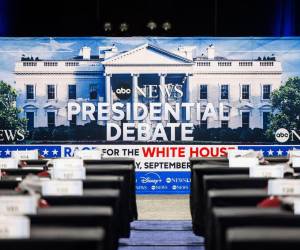 La vicepresidenta estadounidense y candidata demócrata a la Casa Blanca, Kamala Harris, y el exmandatario y aspirante republicano, Donald Trump, se enfrentan este martes en su primer debate electoral. Esto es lo que debes conocer sobre este cara a cara.