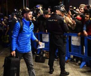 Boca empezará a preparar el partido del domingo el jueves en los campos de la Ciudad del Fútbol, en Las Rozas, a una veintena de kilómetros al noroeste de Madrid, donde habitualmente entrena la selección española.