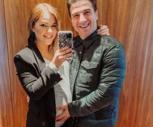 Anita y Gerson Fidalgo esperaron dos años, tras su matrimonio, para convertirse en papás. Foto: Instagram