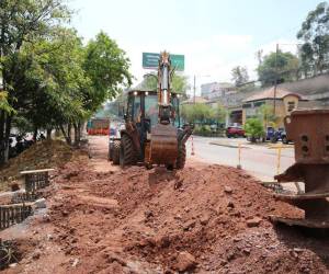 Unos 100 proyectos ejecuta simultáneamente la Alcaldía en la capital