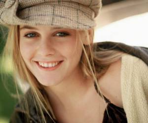 Alicia Silverstone se dio a conocer en los videos de Aerosmith.