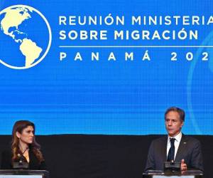 Estados Unidos y los gobiernos de América Latina buscan también crear rutas legales para los migrantes y ofrecer oportunidades económicas, con la ayuda de organismos internacionales, que generen empleo y desalienten la migración irregular.