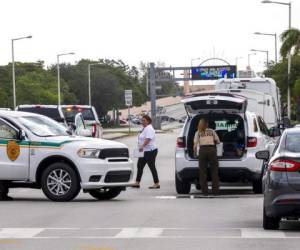 Autoridades resguardan la escena del crimen. Foto AP