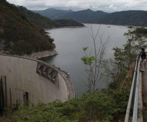 “El Cajón” puede contar con una quinta turbina con una capacidad instalada de 75 megas, así como un parque solar flotante.