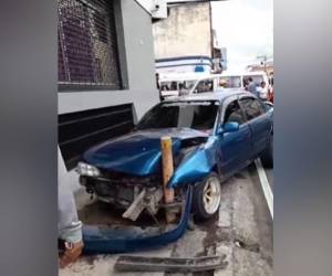 Video del accidente donde ambulancia impacta contra un carro en Comayagüela