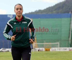 Melissa Borjas Pastrana impartió justicia en las semifinales del fútbol femenino de los Juegos Olímpicos. Foto: Cortesía