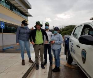 El maestro fue llevado hasta una posta policial de Comayagua, donde fue entregado a su familia.