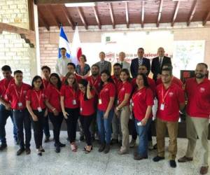 A la inauguración de la maestría asistieron representantes del sector privado, gobierno y organismos internacionales, entre ellos la Fundación Nippon, organización que proporciona quince becas completas para las primeras cuatro generaciones.