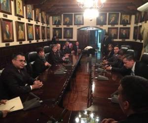 Primera sesión de pleno de los nuevos magistrados de la Corte Suprema de Justicia (CSJ) en el Salón de los Retratos del Congreso Nacional (Fotos: Johny Magallanes).