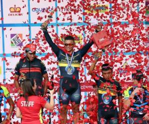 Jorge Torres se corona campeón de la IV Vuelta Ciclística. Foto:Marvin Salgado.