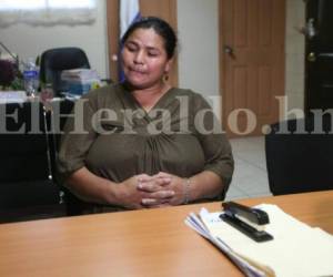 Bessy Romero, una mujer de 34 años, hará trabajo comunitario como sanción municipal tras quemaduras con pólvora de su hijo (Foto: Alex Pérez / El Heraldo Honduras / Noticias de Honduras)