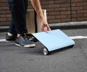 'Walkcar', un vehículo portátil muy parecido en tamaño a una laptop.